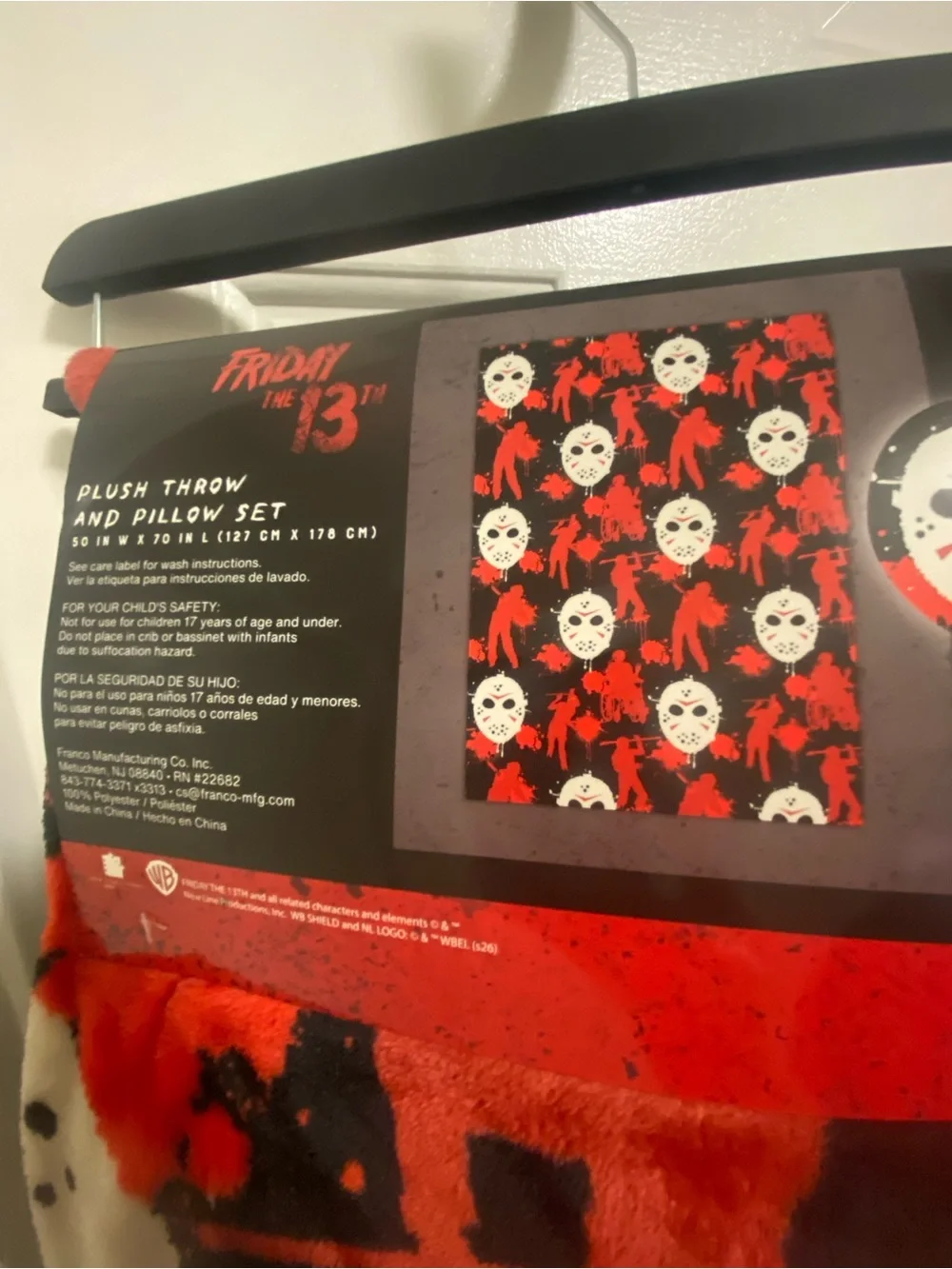 Friday the 13th Red & Black Hockey Mask pillow and blanket set